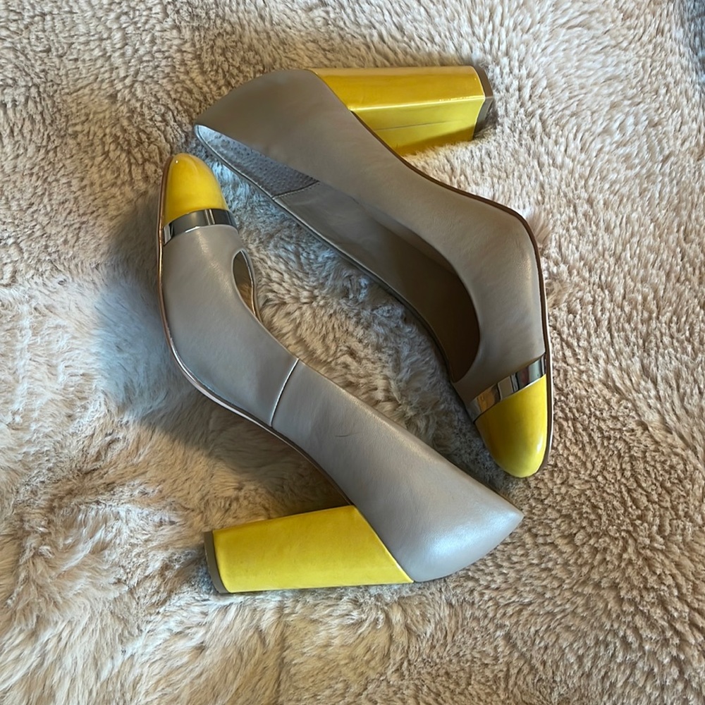 Calvin Klein Blaine Pump